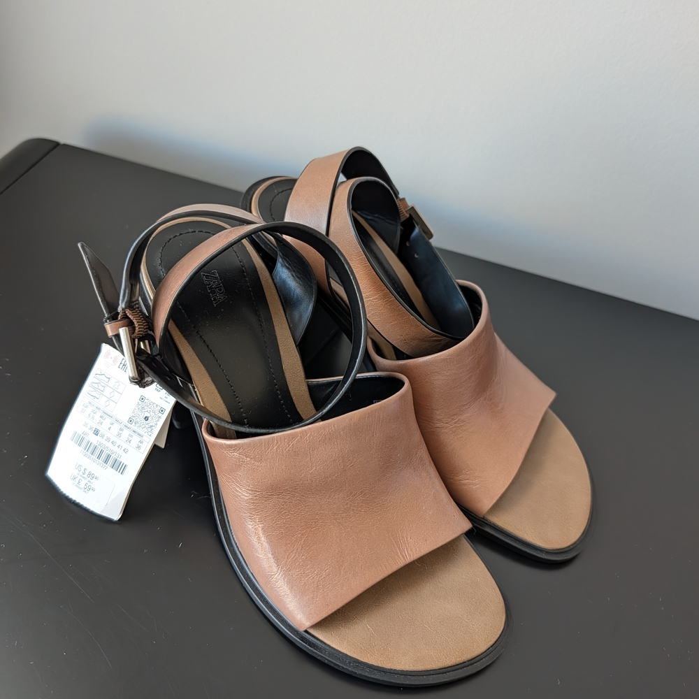 Elegant Tan Women's Sandals